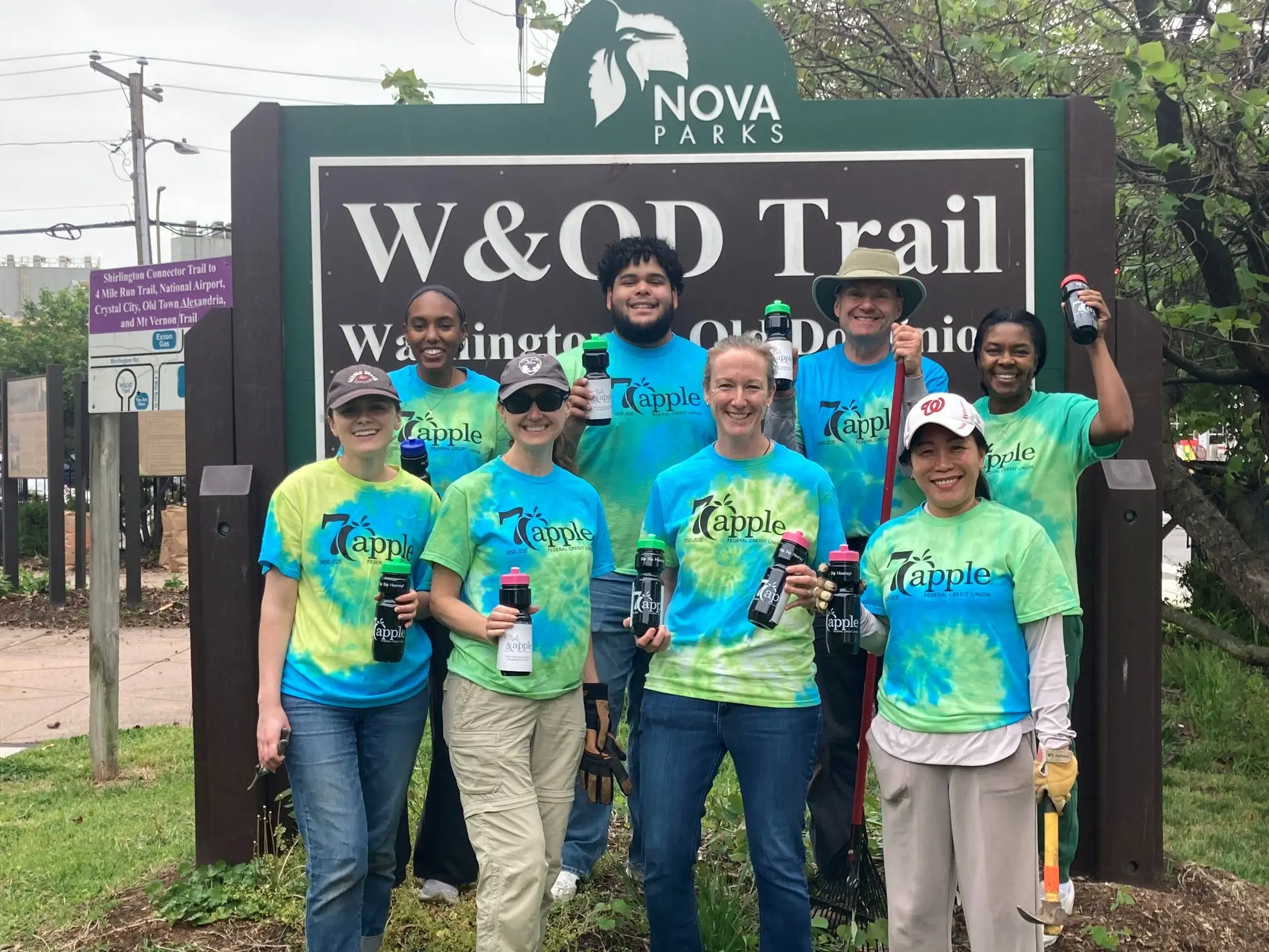 Apple FCU Random Acts of Kindness